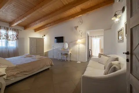Dimoras | Boutique Rooms