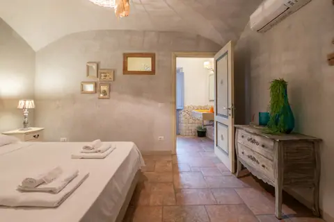 Dimoras | Stone Suites
