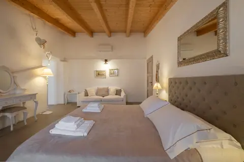 Dimoras | Boutique Rooms