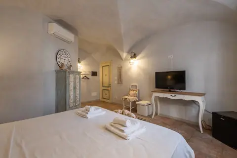 Dimoras | Stone Suites