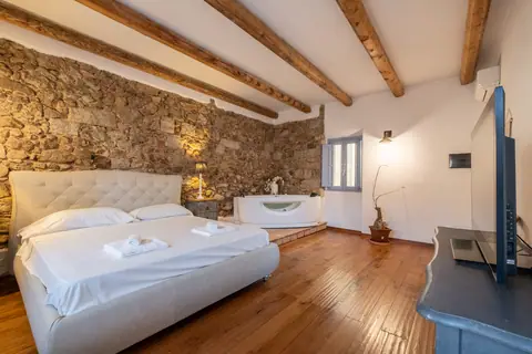 Dimoras | Stone Suites