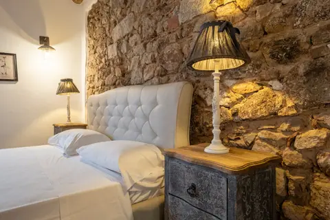 Dimoras | Stone Suites