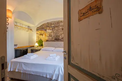 Dimoras | Stone Suites