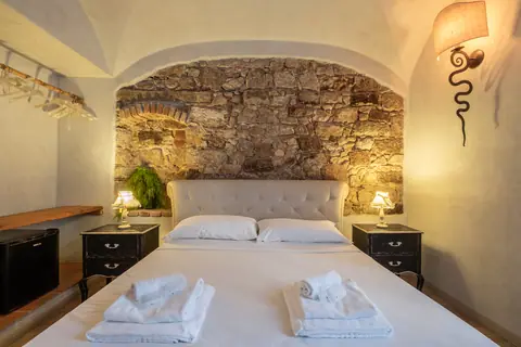 Dimoras | Stone Suites