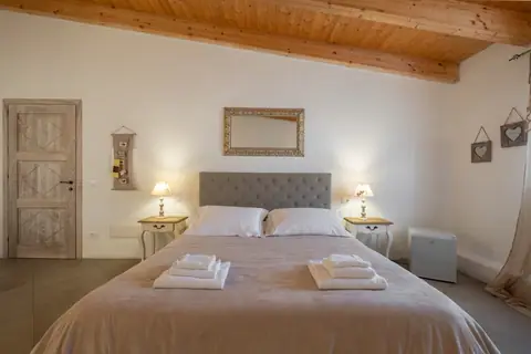 Dimoras | Boutique Rooms