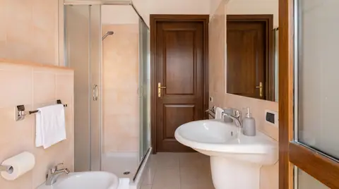 Dimoras | Appartamento 110mq | Centro | 3 Camere | Parcheggio Gratuito