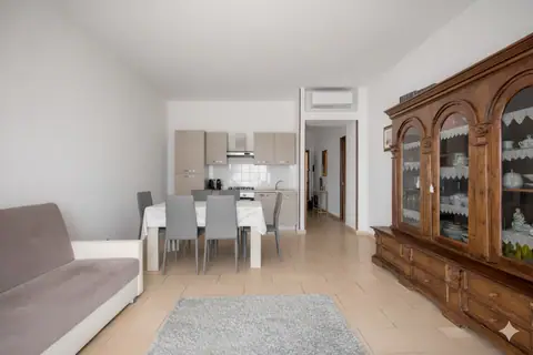 Dimoras | Appartamento 110mq | 3 Camere | Centro | Terrazza | Parcheggio